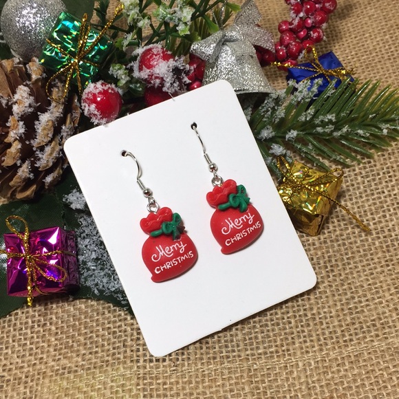 ๐50% OFF/3+...Children's Christmas Dangle Earrings - Picture 1 of 7